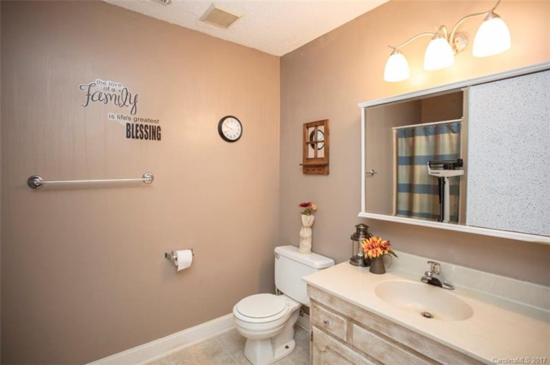 Property image 5 at 107 Pineview Court, Statesville, NC 28625