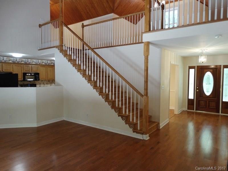 Property image 4 at 103 Creekside Lane, Hildebran, NC 28637