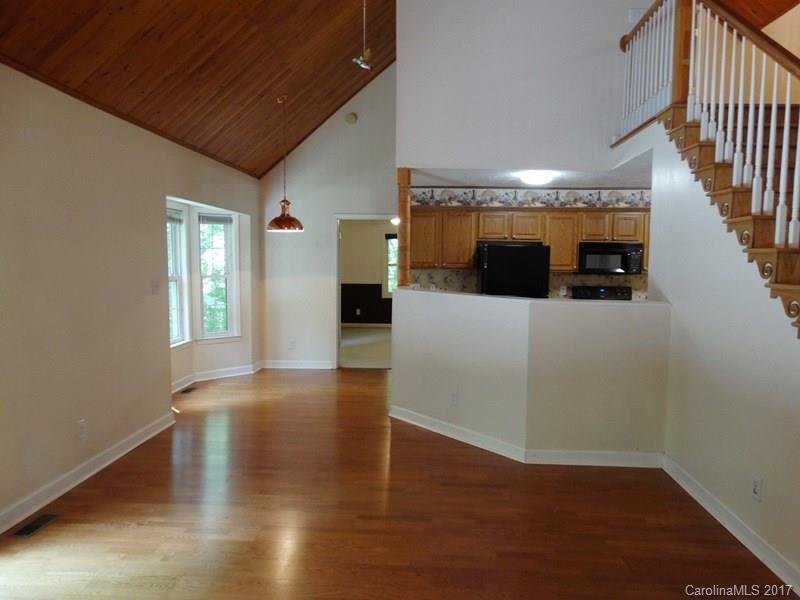 Property image 5 at 103 Creekside Lane, Hildebran, NC 28637