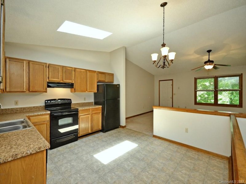 Property image 5 at 24 Smokey Mountain Drive, Swannanoa, NC 28778