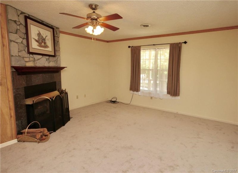 Property image 3 at 9 Rocking Porch Road, Asheville, NC 28805