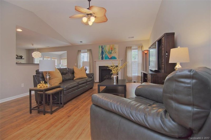 Property image 3 at 4042 Buckingham Drive, Fort Mill, SC 29707