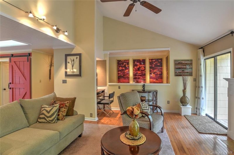 Property image 5 at 110 Beaver Ridge Road, Asheville, NC 28804