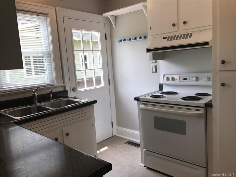 Property image 5 at 1417 Ivey Drive, Charlotte, NC 28205