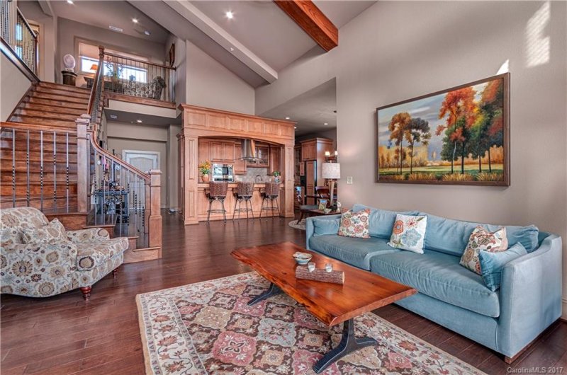 Property image 3 at 4 Chimney Crest Drive, Asheville, NC 28806