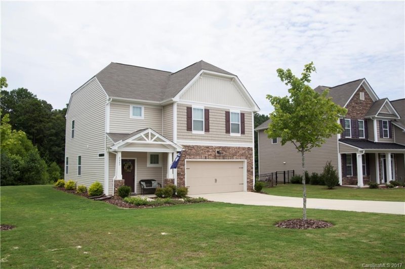 Property image 2 at 2043 Lakebridge Drive, Fort Mill, SC 29715