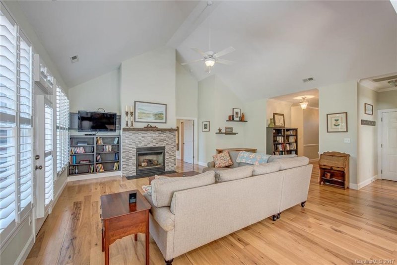 Property image 5 at 1524 Elkhart Circle, Gastonia, NC 28054