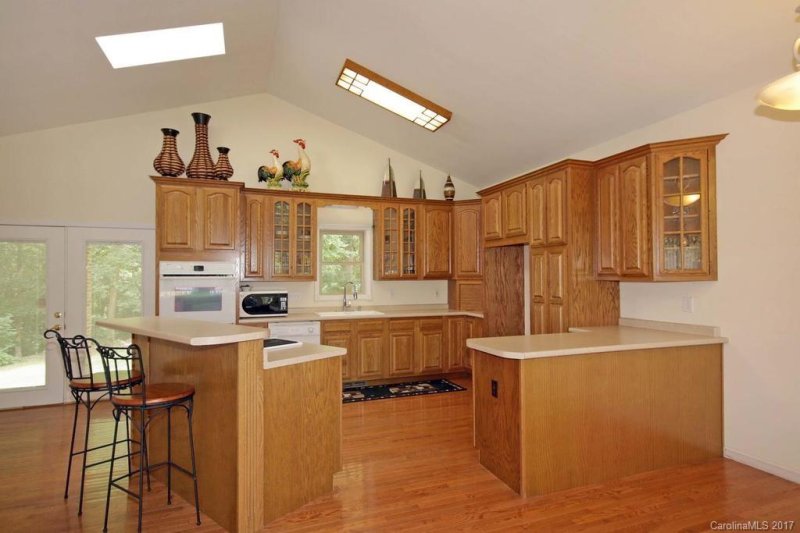 Property image 3 at 104 Grayrock Drive, Statesville, NC 28677