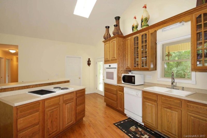 Property image 5 at 104 Grayrock Drive, Statesville, NC 28677