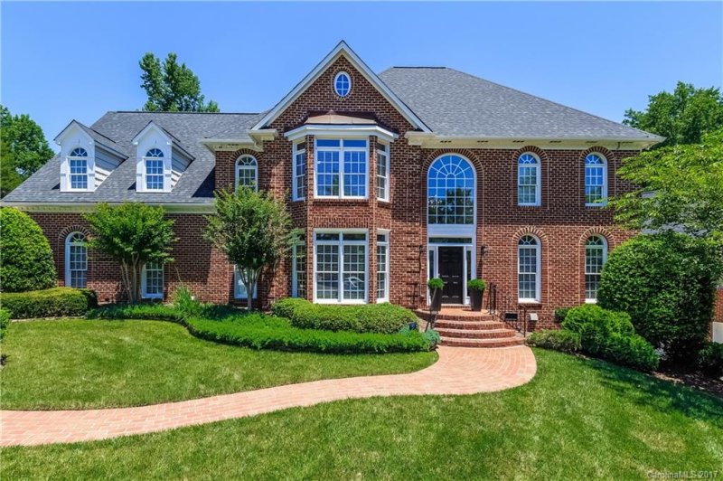 2128 Tuckerbunn Drive
