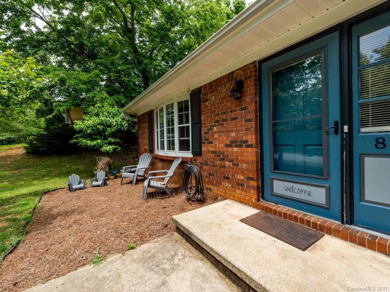 Property image 2 at 8 Brookcliff Drive, Asheville, NC 28804