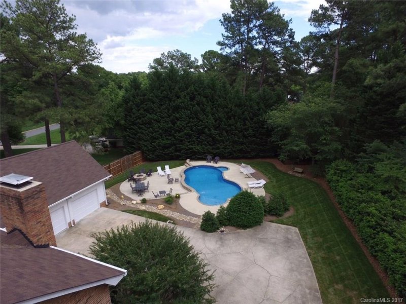 Property image 4 at 1324 Heatherloch Drive, Gastonia, NC 28054