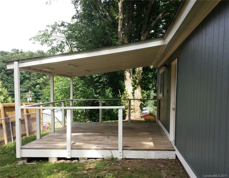 Property image 2 at 5 Kilkenny Drive, Asheville, NC 28806