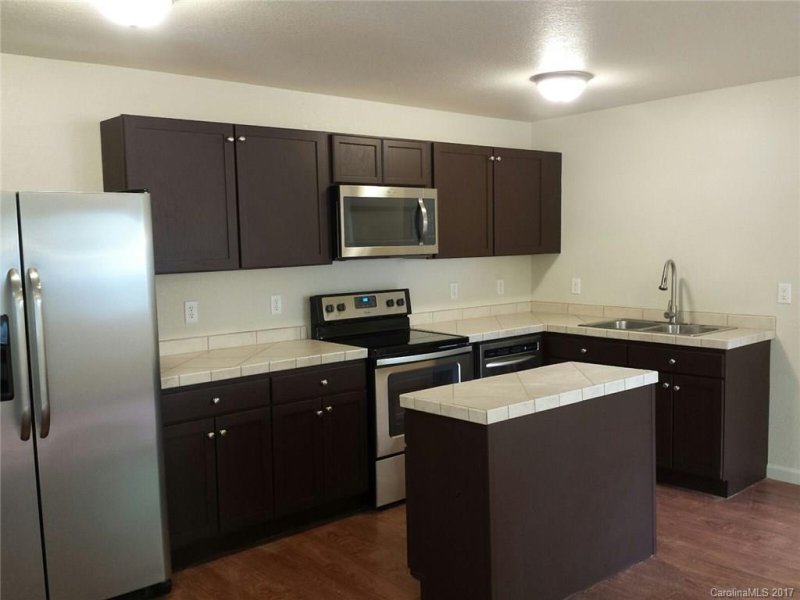 Property image 3 at 5 Kilkenny Drive, Asheville, NC 28806