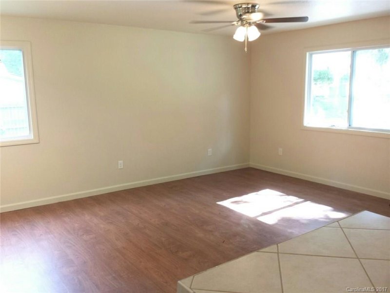 Property image 5 at 5 Kilkenny Drive, Asheville, NC 28806