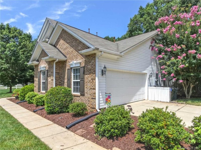 Property image 2 at 7445 Forrest Rader Drive, Mint Hill, NC 28227