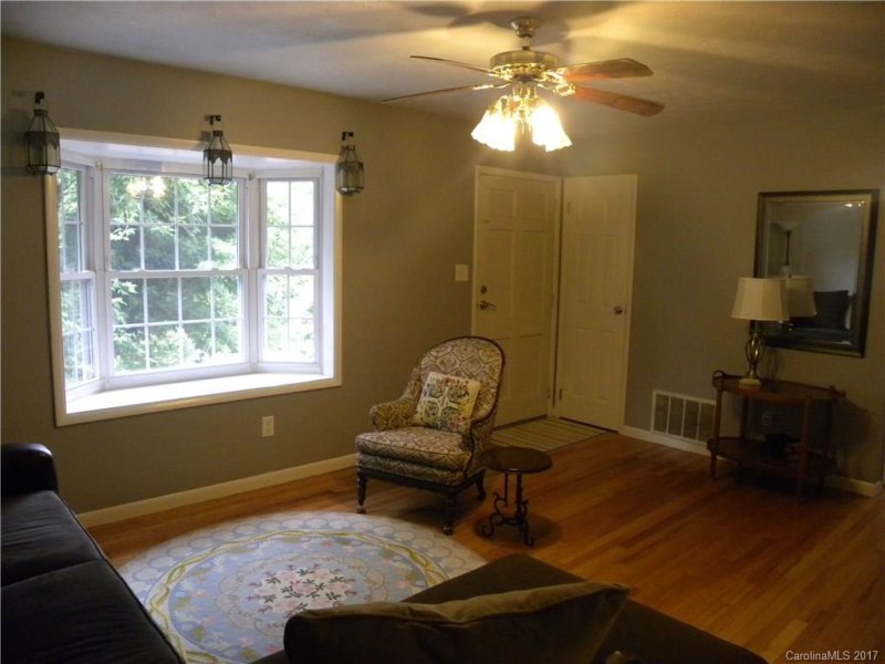 Property image 2 at 208 Melody Circle, Swannanoa, NC 28778