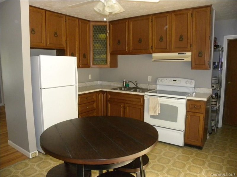 Property image 5 at 208 Melody Circle, Swannanoa, NC 28778