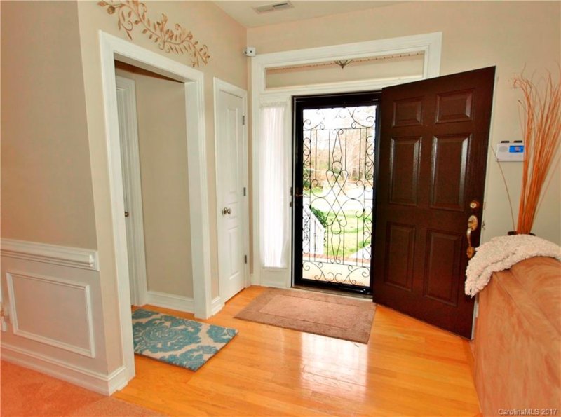 Property image 3 at 20120 Colony Point Lane, Cornelius, NC 28031