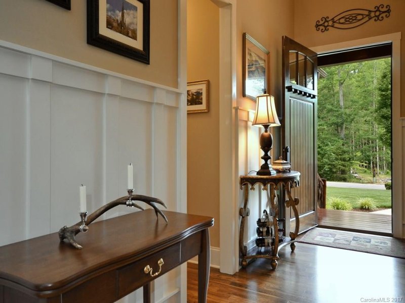 Property image 3 at 90 N Ridgeview Hill Drive, Hendersonville, NC 28791