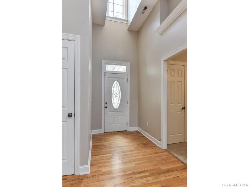 Property image 2 at 7 Nuthatch Court, Fairview, NC 28730