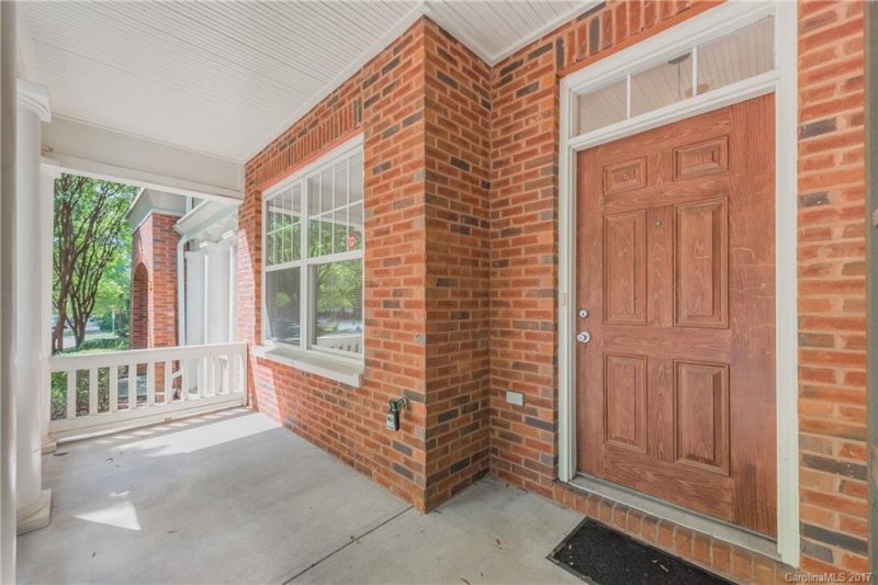 Property image 2 at 638 9th Street, Charlotte, NC 28202