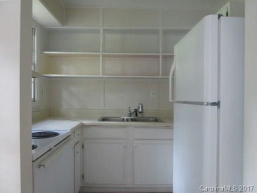 Property image 4 at 910 Hollywood Street, Charlotte, NC 28211