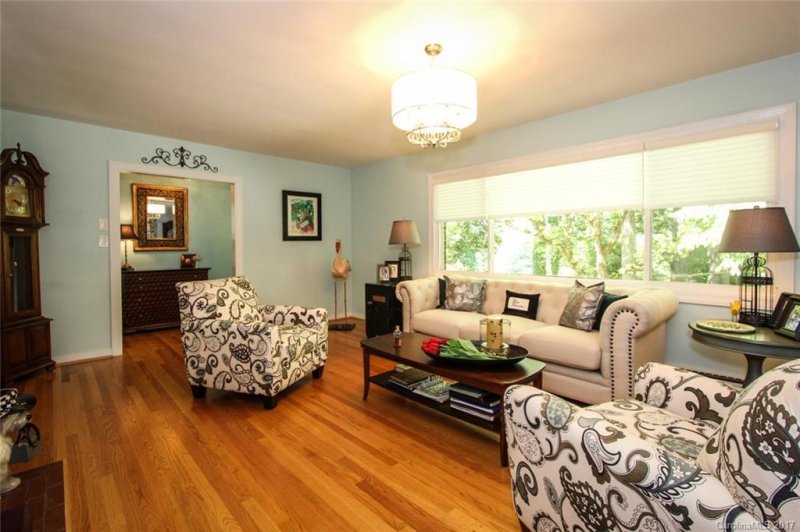 Property image 2 at 233 Oakland Circle, Newton, NC 28658