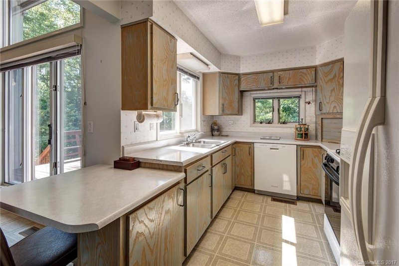 Property image 5 at 112 Black Oak Drive, Asheville, NC 28804