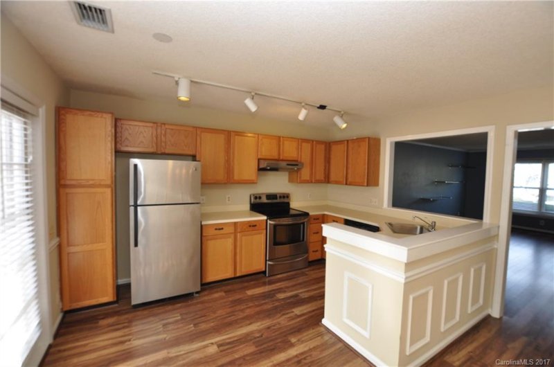 Property image 4 at 7245 Meeting Street, Charlotte, NC 28210