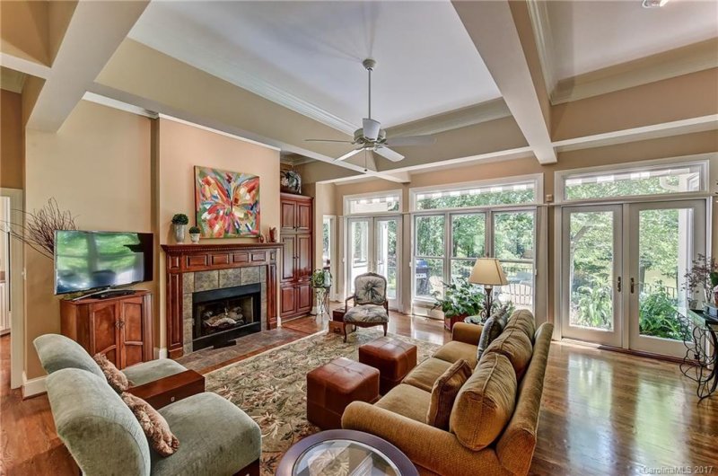 Property image 3 at 2020 Valencia Terrace, Charlotte, NC 28226