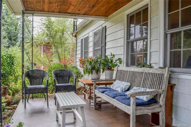 Property image 3 at 115 Arco Road, Asheville, NC 28805