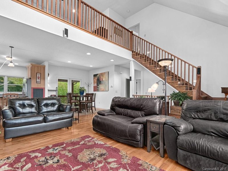 Property image 3 at 294 Bobcat Trail, Clyde, NC 28721