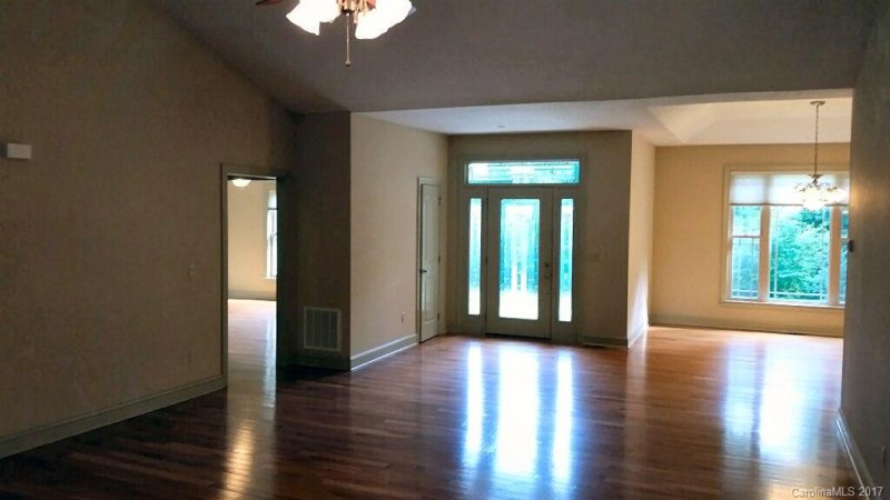 Property image 5 at 7 Brown Farm Road, Hendersonville, NC 28792