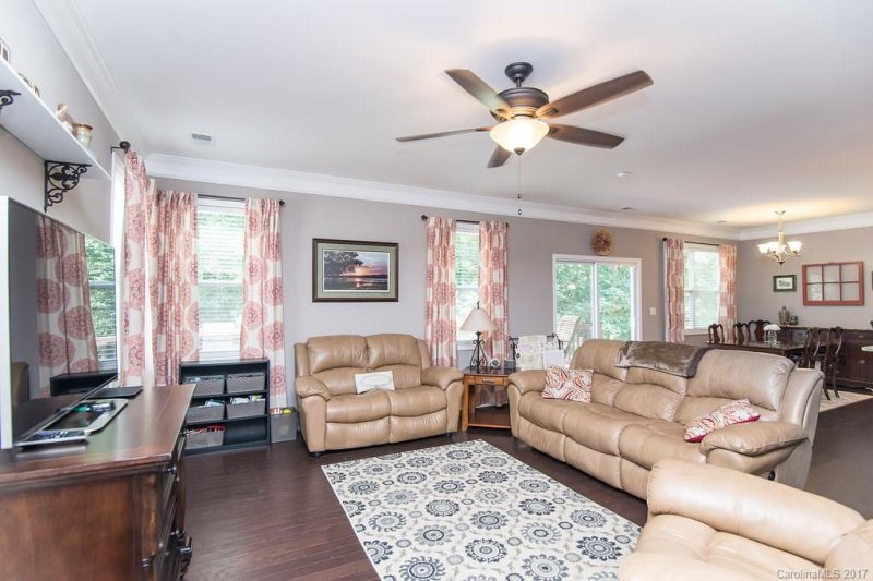 Property image 4 at 4019 Bridgepoint Drive, Fort Mill, SC 29715