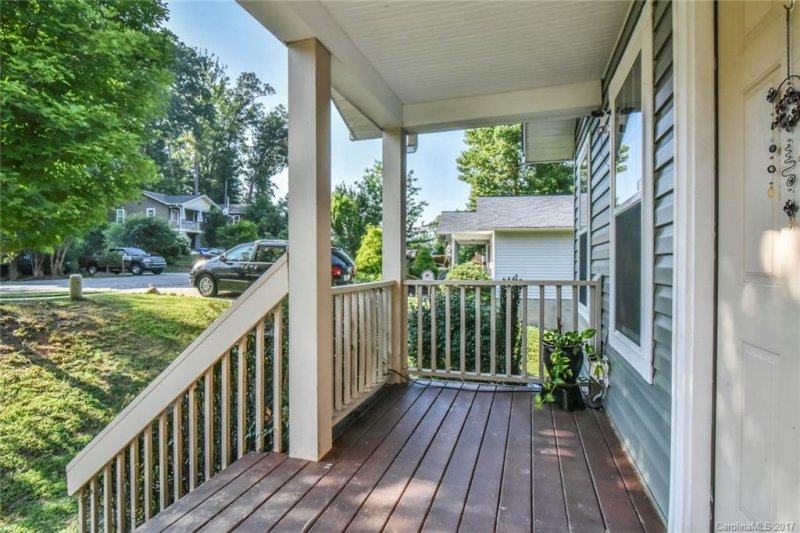 Property image 4 at 140 Warren Haynes Drive, Asheville, NC 28806