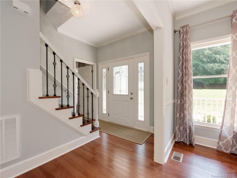 Property image 3 at 8234 County Downs Lane, Charlotte, NC 28270