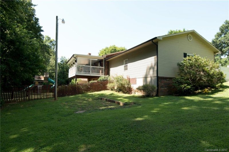 Property image 3 at 611 Berkshire Drive, Statesville, NC 28677