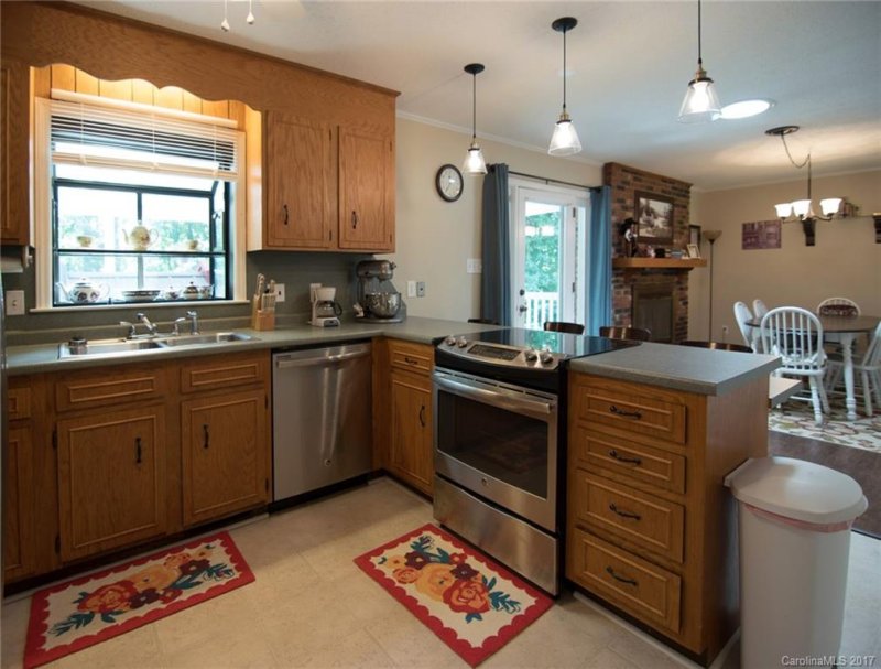 Property image 5 at 611 Berkshire Drive, Statesville, NC 28677