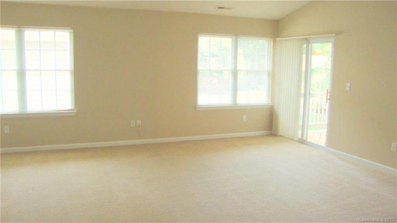 Property image 2 at 22 E Fairway View Court, Etowah, NC 28729