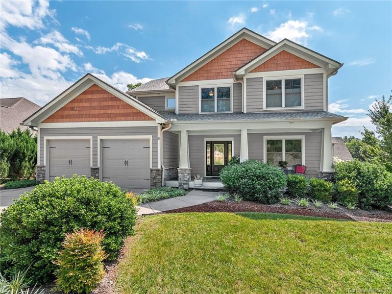 Property image 2 at 81 Ledgestone Drive, Fairview, NC 28730