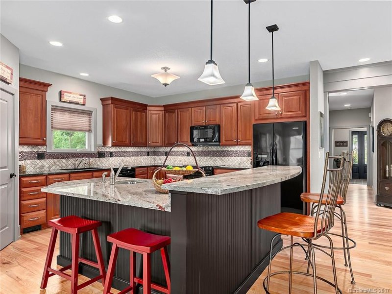 Property image 5 at 81 Ledgestone Drive, Fairview, NC 28730