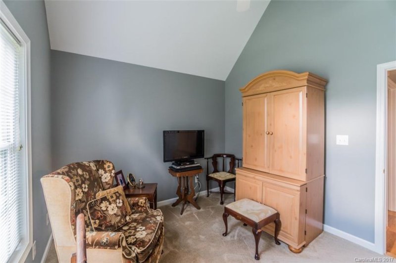 Property image 2 at 4217 Hemingway Drive, Hickory, NC 28601