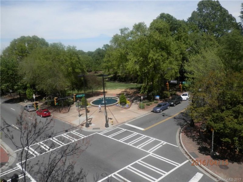 Property image 2 at 224 N Poplar Street, Charlotte, NC 28202