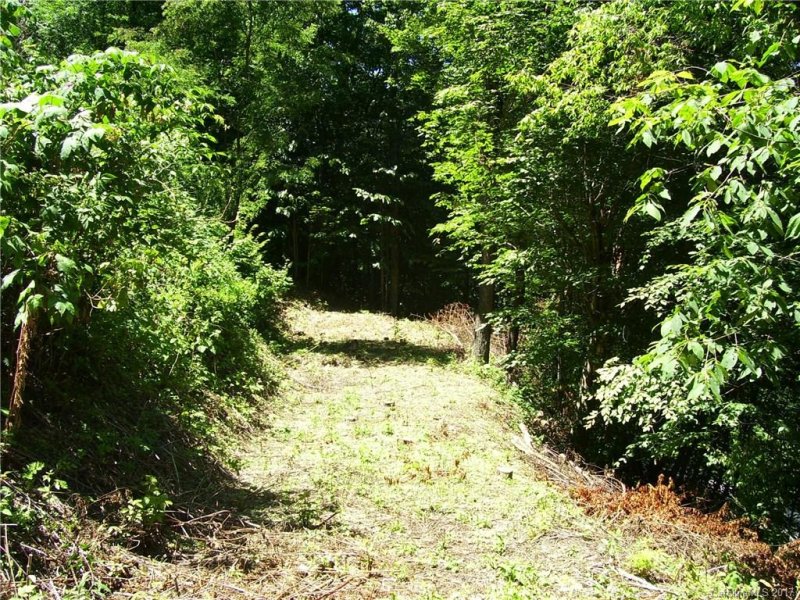 Property image 3 at 16 Bow N Arrow Cove, Waynesville, NC 28785