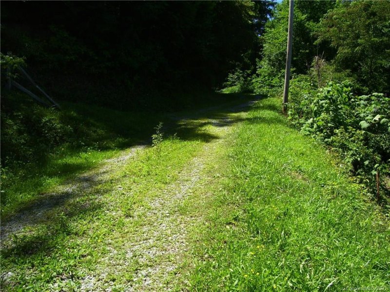 Property image 5 at 16 Bow N Arrow Cove, Waynesville, NC 28785