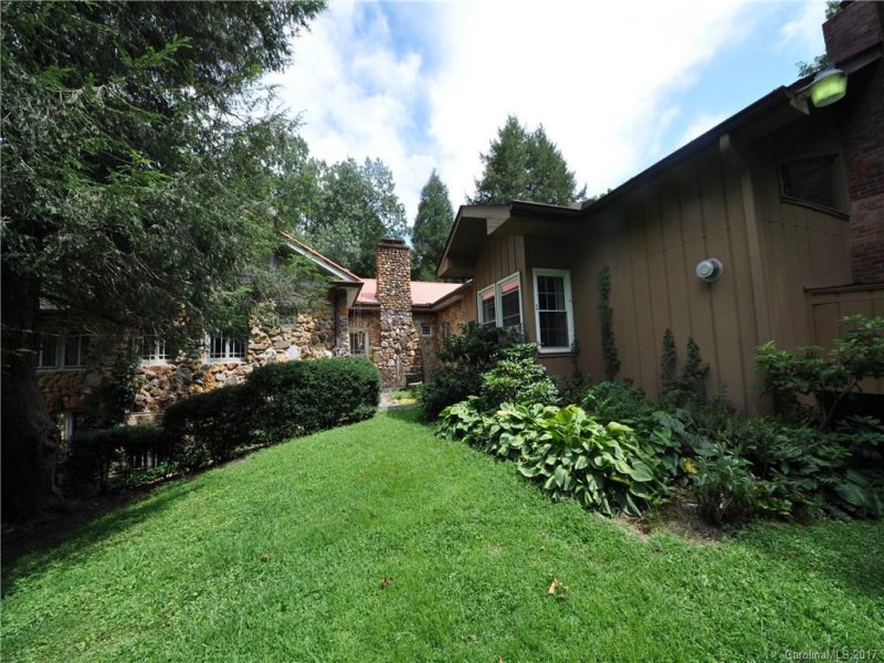 Property image 3 at 105 Turley Falls Road, Hendersonville, NC 28739