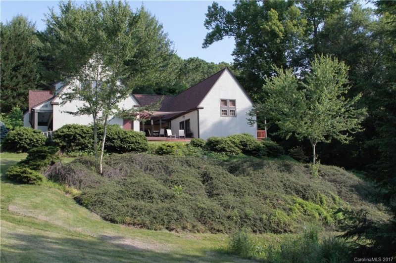 Property image 2 at 18 Bridle Path Drive, Barnardsville, NC 28709