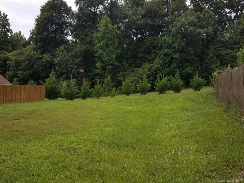 Property image 3 at 5519 Stone Bluff Court, Charlotte, NC 28214