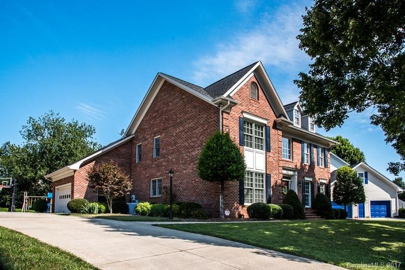 Property image 2 at 944 38th Avenue, Hickory, NC 28601